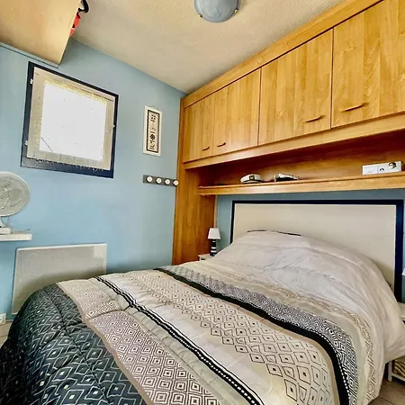 Attrayant Donnant Sur La Marina Sc020-051 Saint-Cyprien (Pyrenees-Orientales)